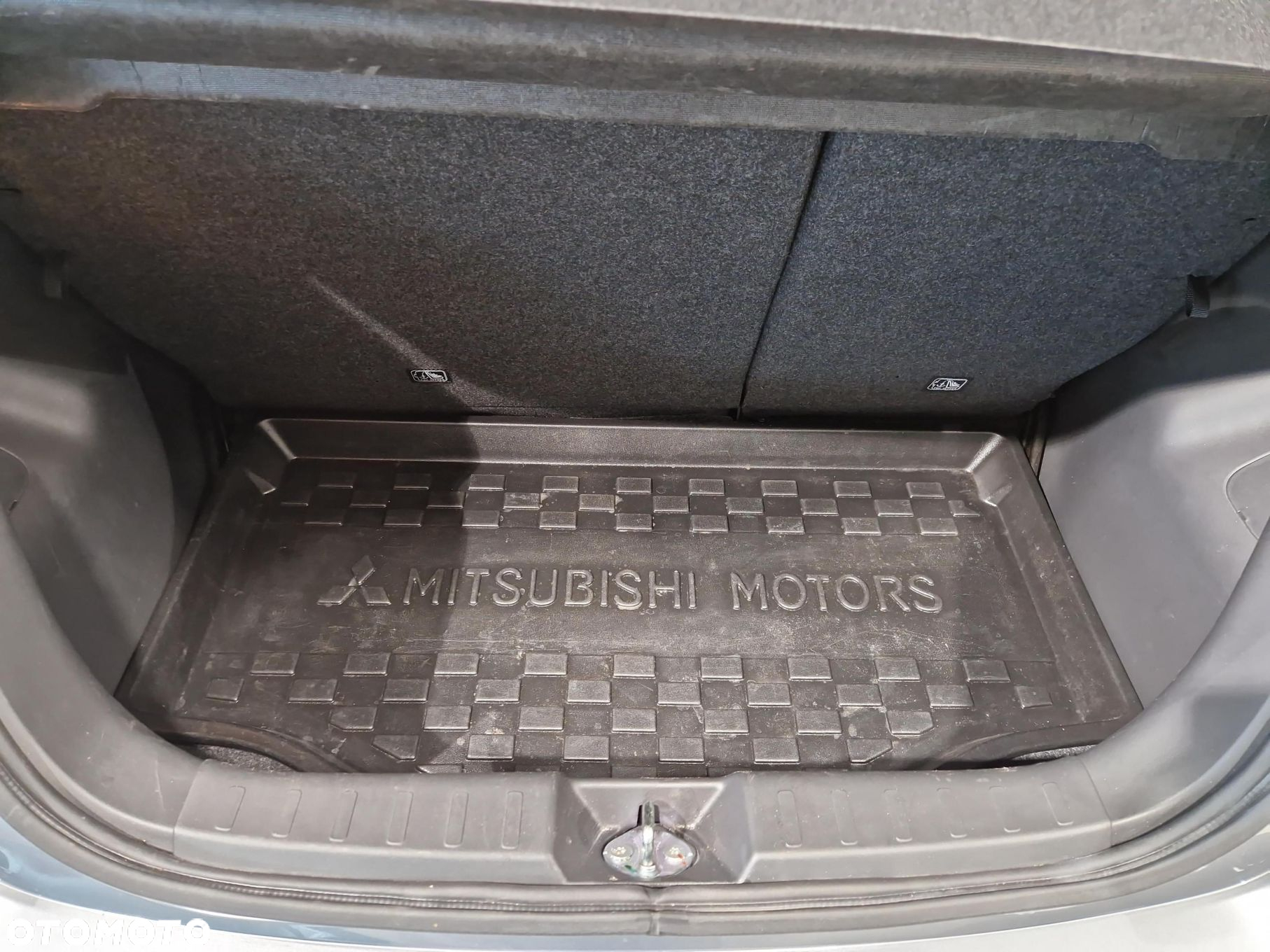 Mitsubishi Inny - 11