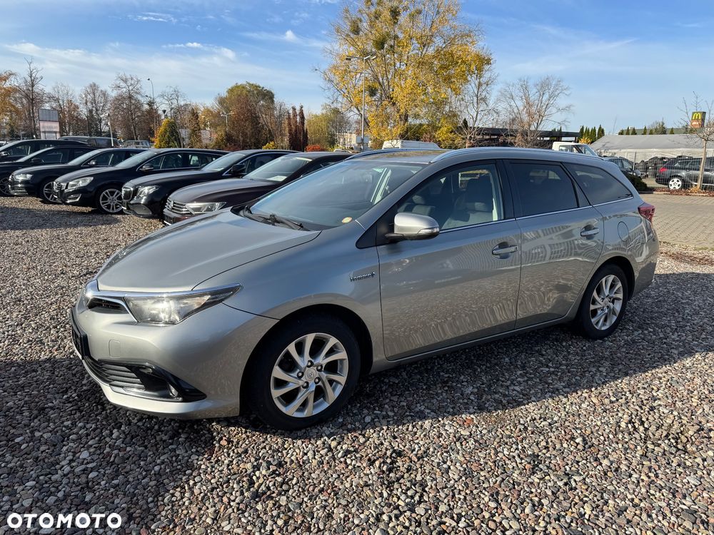 Toyota Auris Touring Sports Hybrid Edition-S - 5