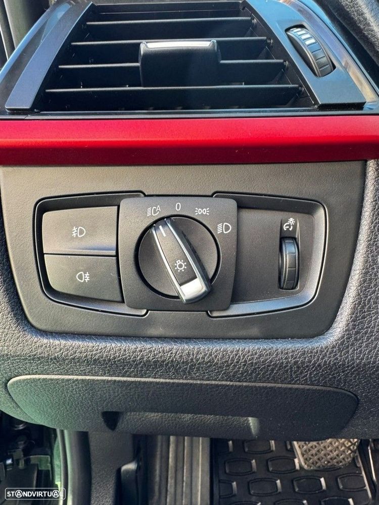 BMW 320 d Touring Sport-Aut. - 18