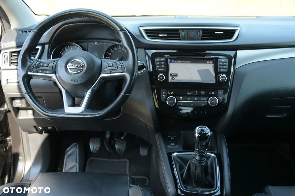 Nissan Qashqai 1.6 DIG-T Tekna+ - 31
