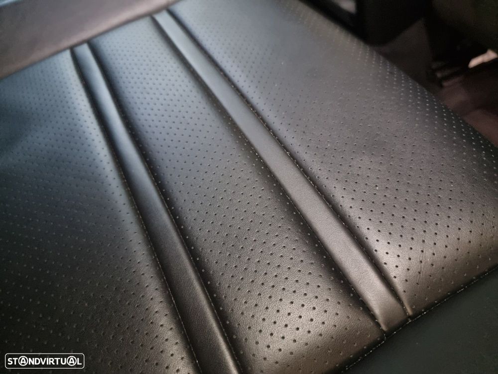 Porsche Cayenne E-Hybrid — fotografia 53