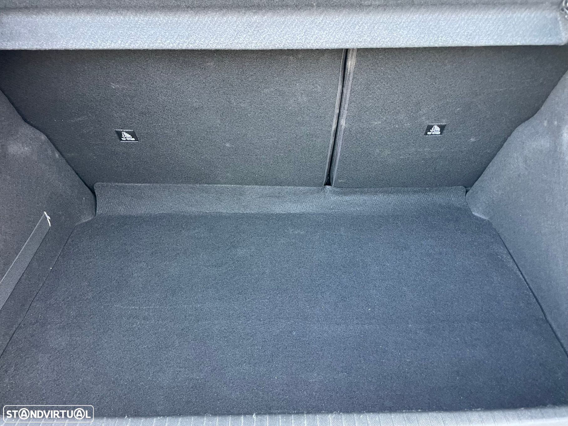 Peugeot 208 1.2 PureTech Active Pack - 33