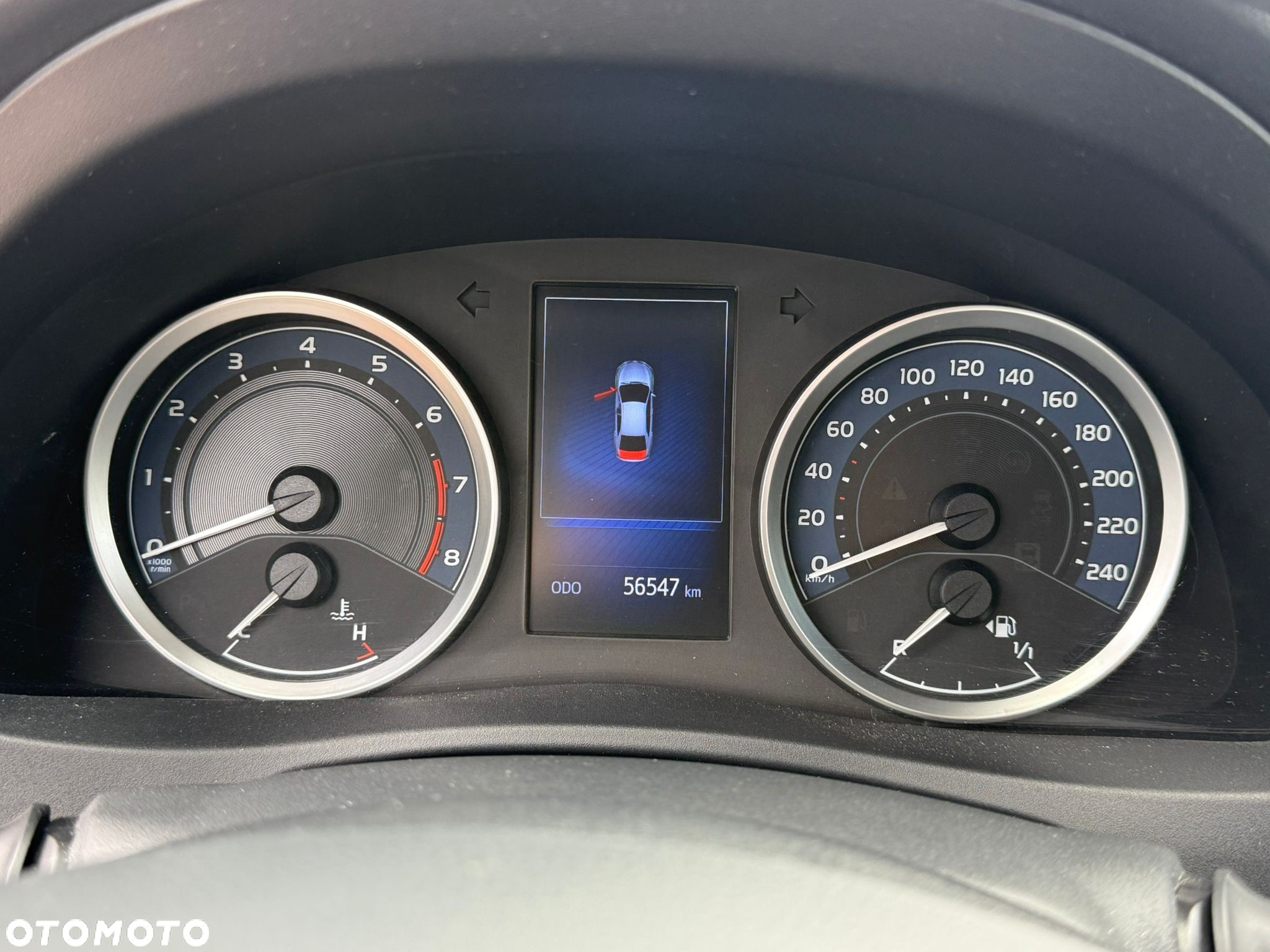 Toyota Corolla 1.6 Comfort - 17