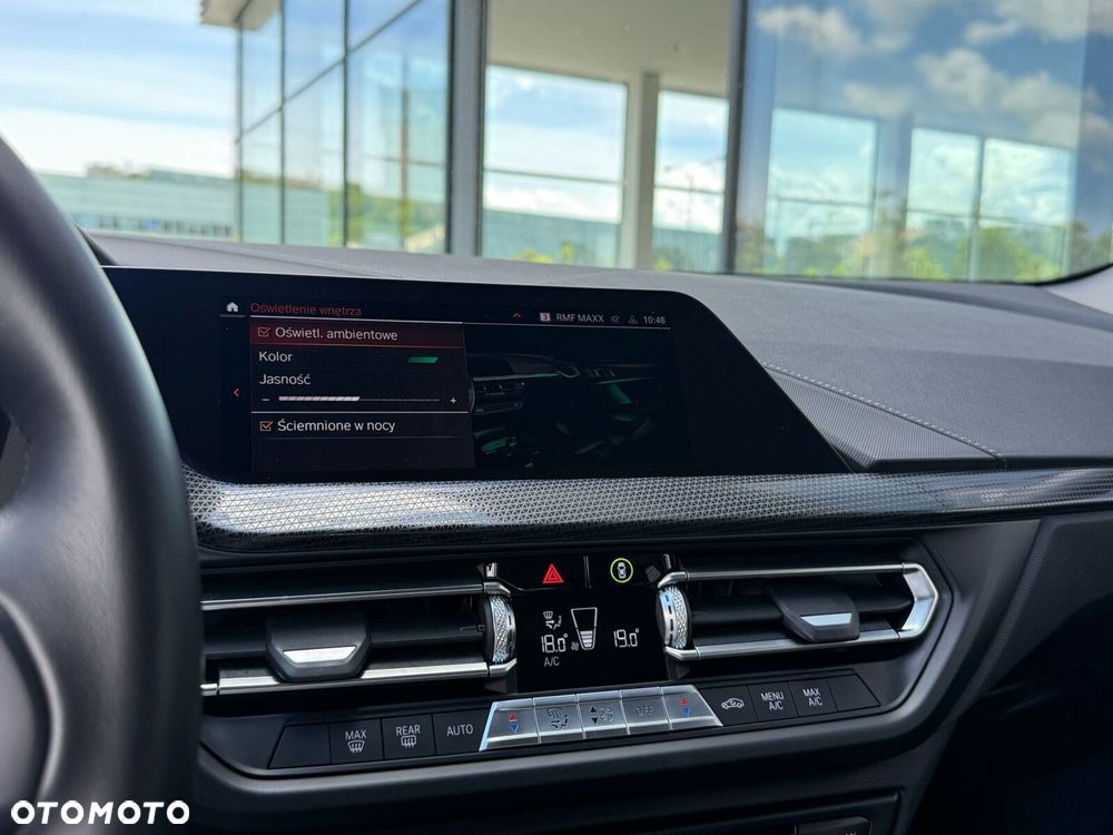 BMW Seria 1 - 30