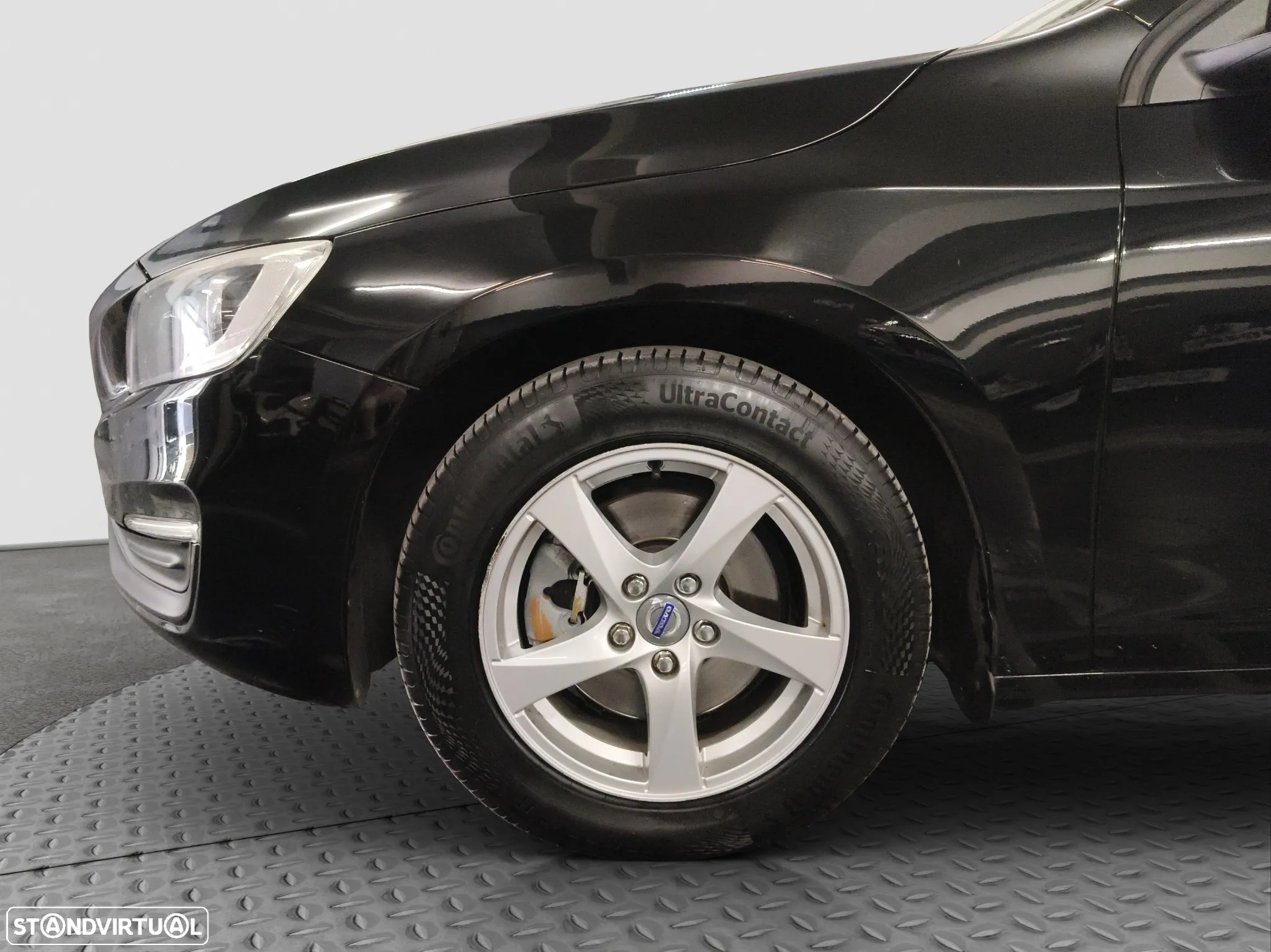 Volvo V60 1.6 D2 Drive Momentum Start/Stop - 28