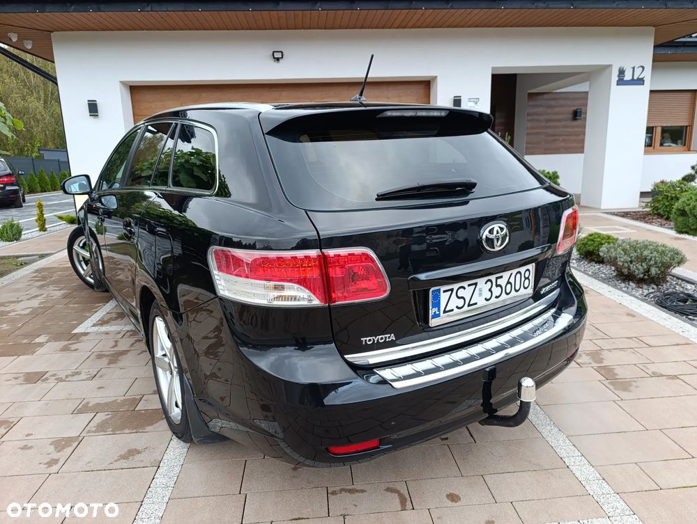Toyota Avensis - 7