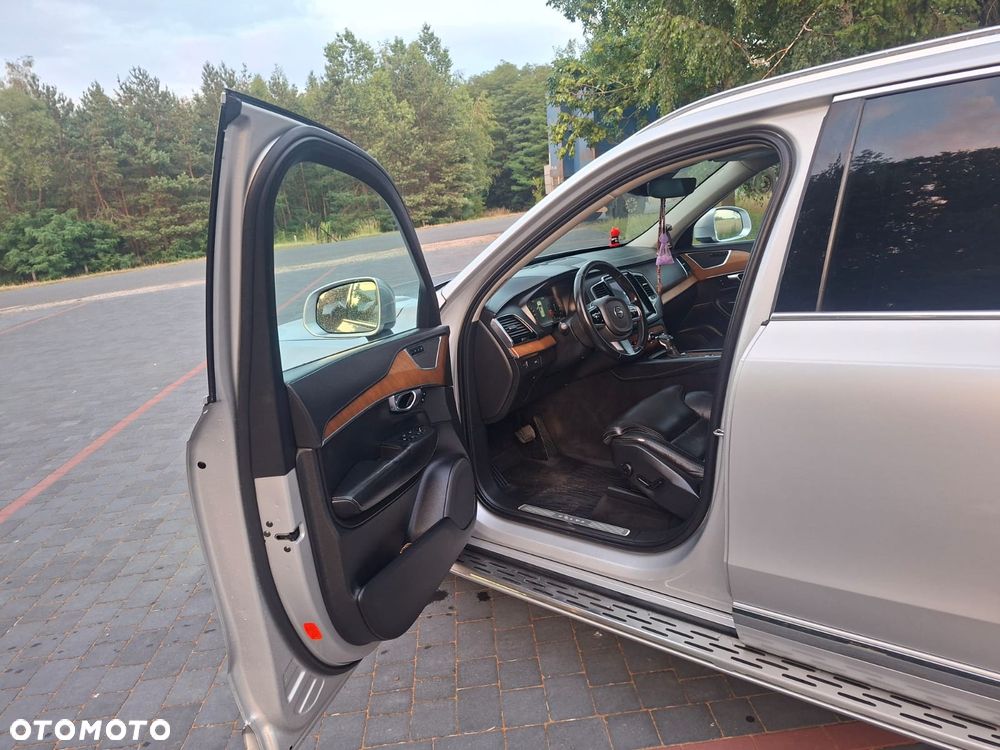 Volvo XC 90 - 13