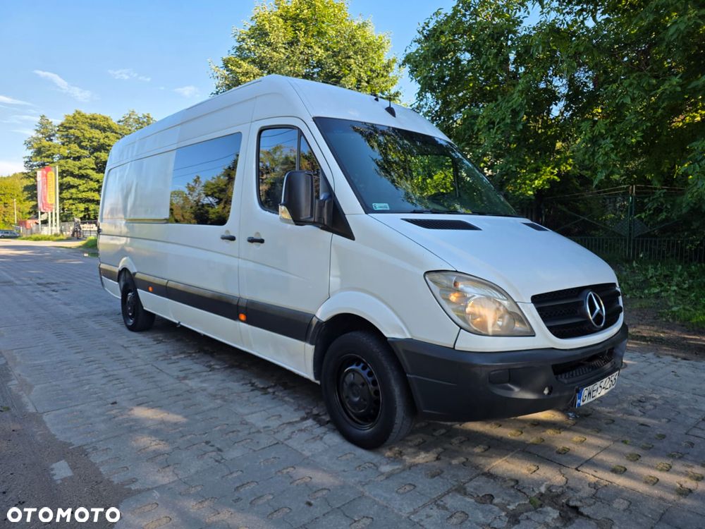 Mercedes-Benz Sprinter - 1