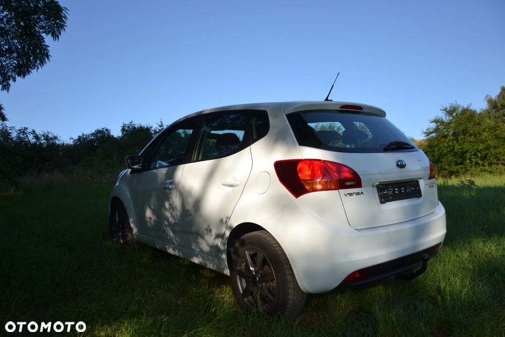 Kia Venga 1.6 CVVT ISG Dream Team Edition - 5