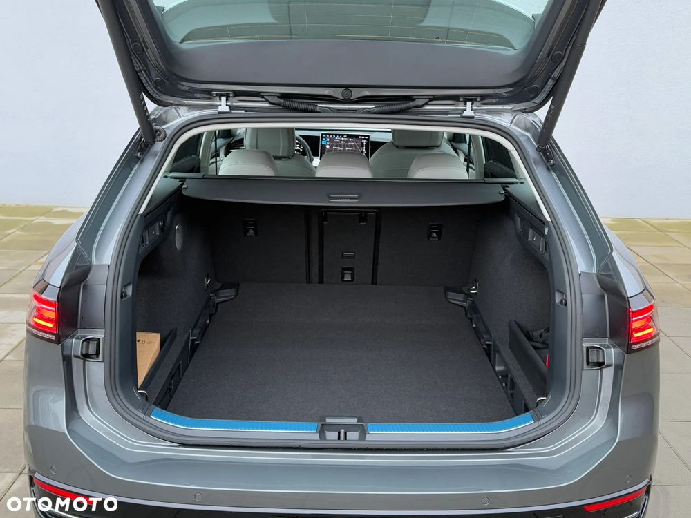 Volkswagen Passat 2.0 TDI SCR 4Mot Elegance DSG - 7