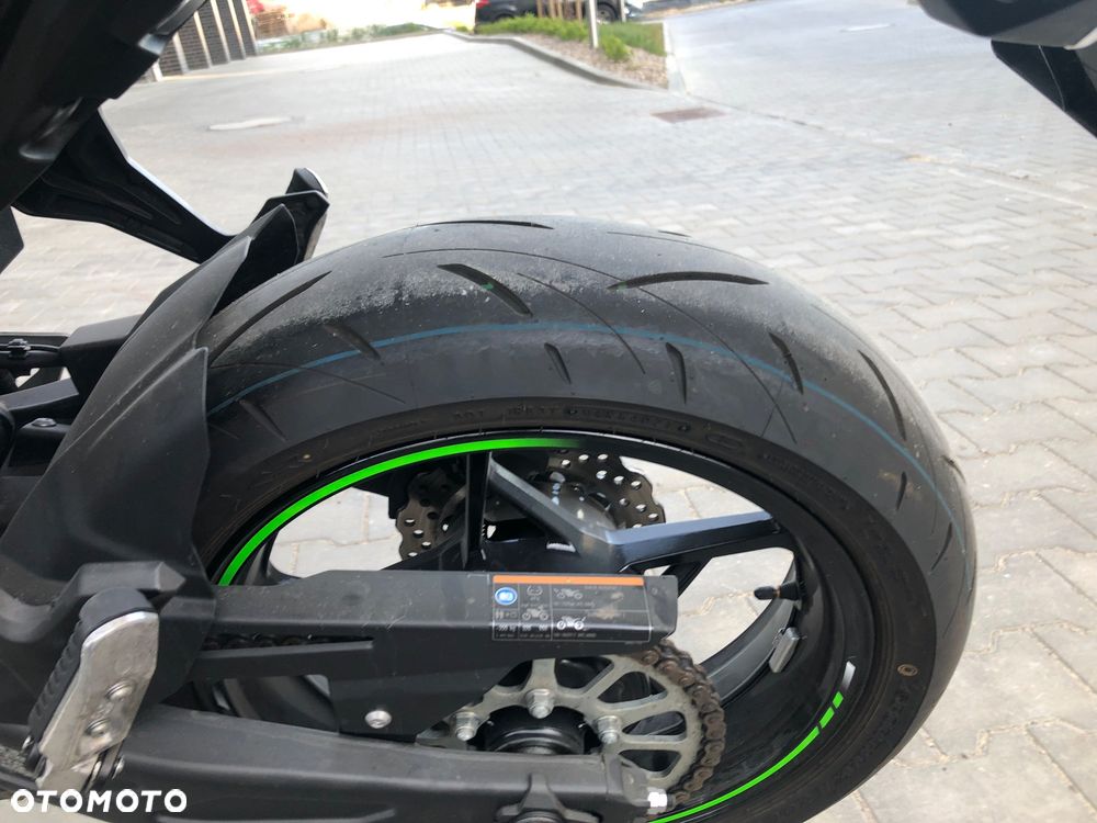 Kawasaki Ninja - 7