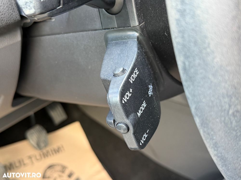 Ford Kuga 2.0L TDCi DPF Trend - 11