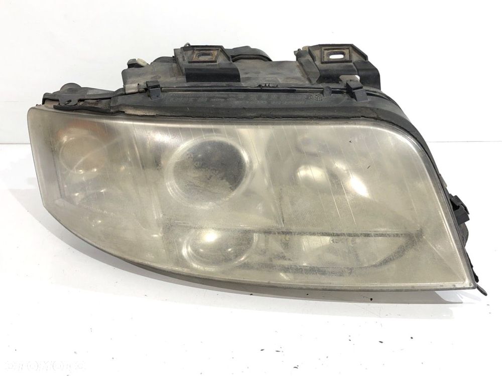 REFLEKTOR PRAWY PRZÓD XENON  AUDI A6 C5 Avant (4B5) 1997 - 2005 2.5 TDI 120 kW [163 KM] olej - 1