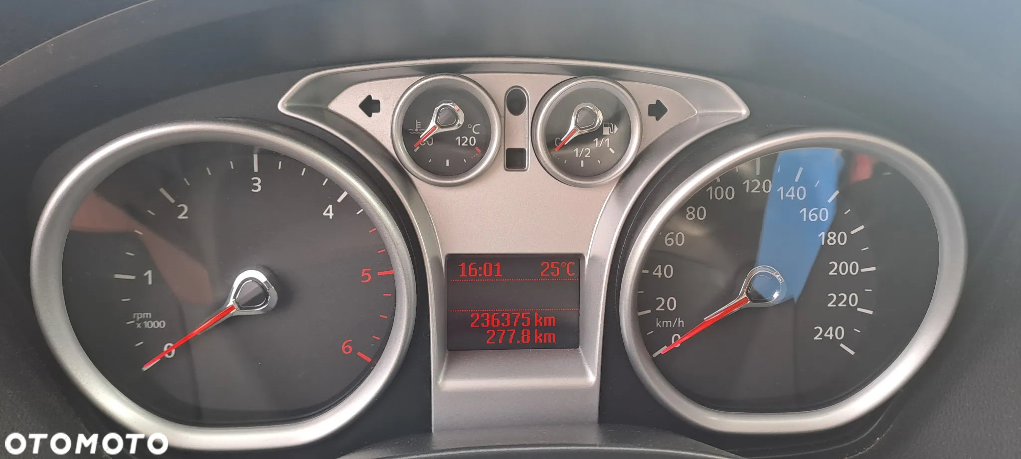 Ford Focus C-Max - 20