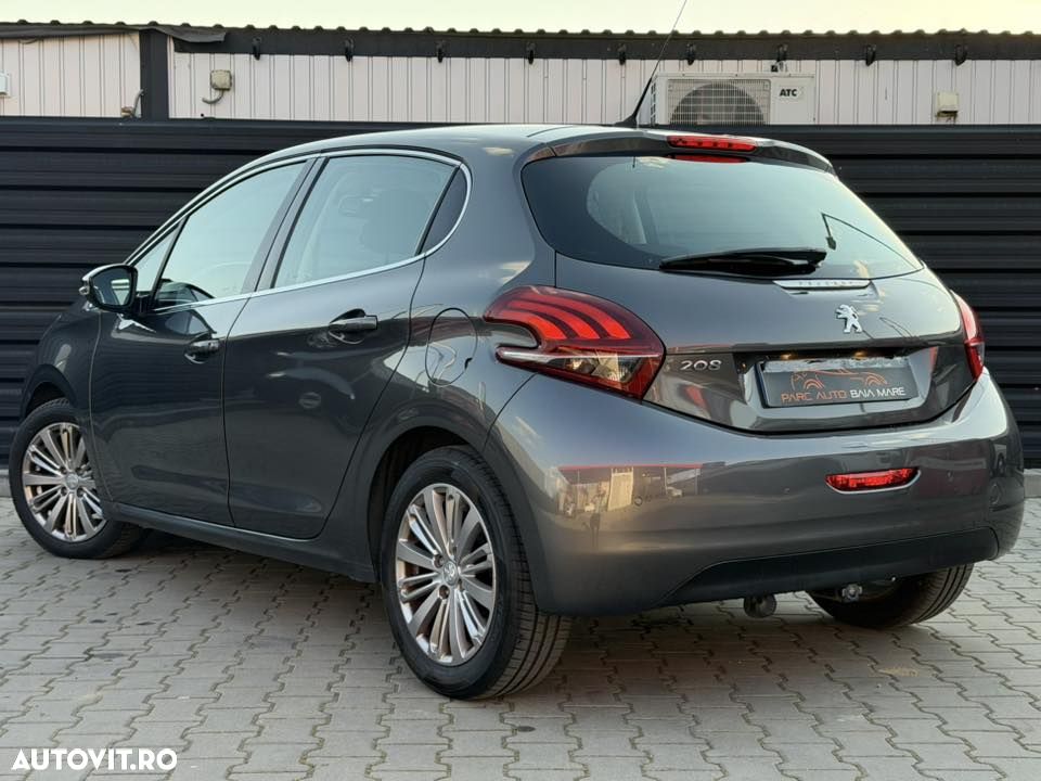 Peugeot 208 PureTech 110 Stop & Start EAT6 Allure - 3