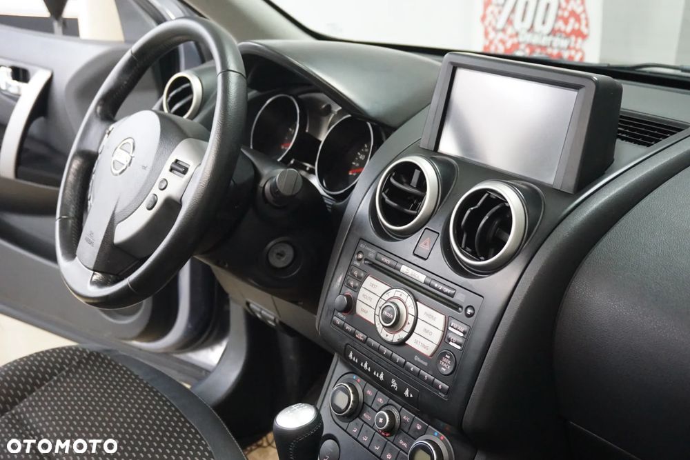 Nissan Qashqai 2.0 dCi DPF tekna - 20