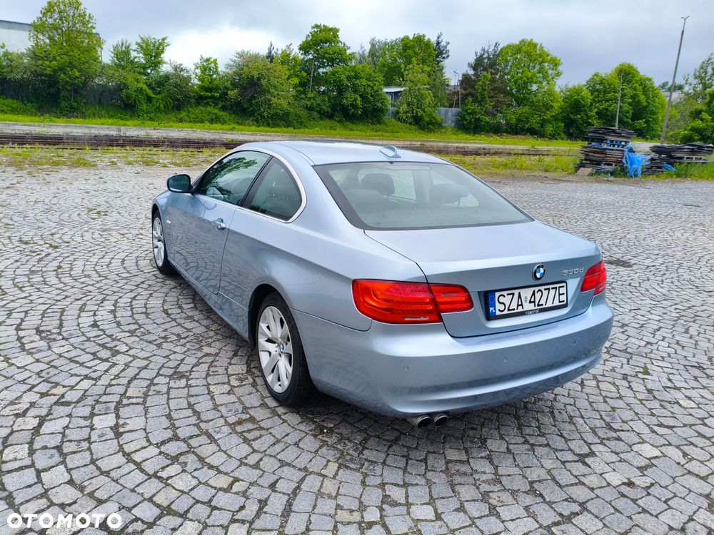 BMW Seria 3 330d xDrive - 8
