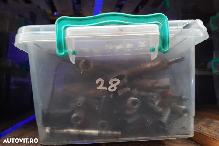 Injector motorina 0445110423 0445110423 Opel Zafira C [2012 - 2016] T - 3