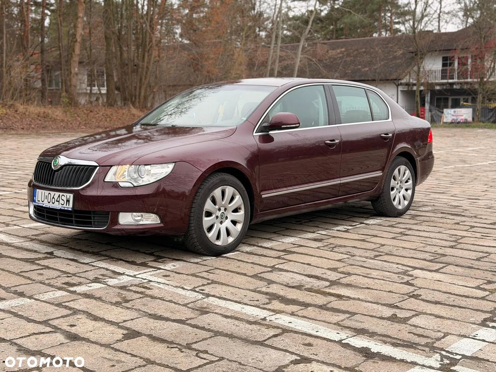 Skoda Superb 2.0 TDI PD Elegance - 4