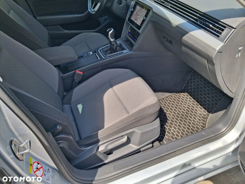 Volkswagen Passat 2.0 TDI EVO Business - 7
