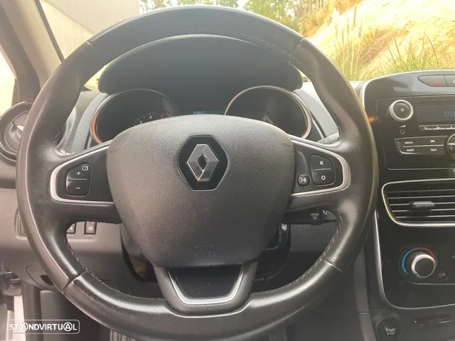 Renault Clio 1.5 dCi Limited - 10