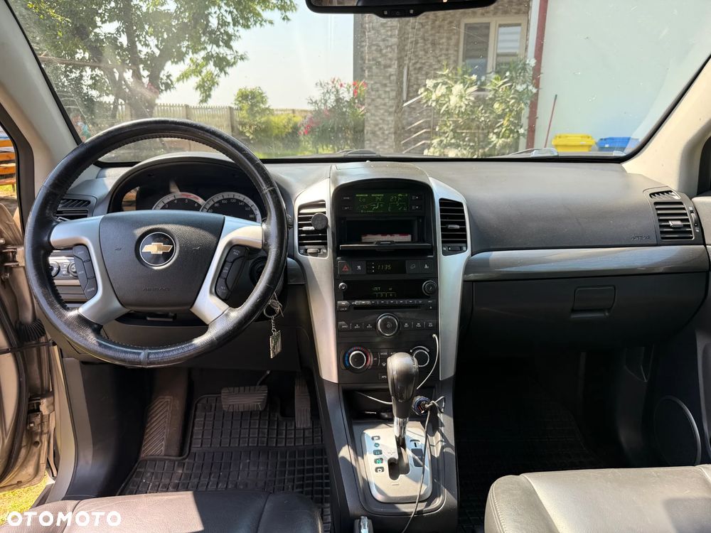 Chevrolet Captiva - 14