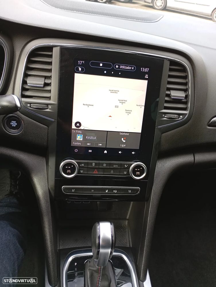 Renault Mégane Sport Tourer 1.6 E-Tech Plug-In Hybrid R.S. Line - 10