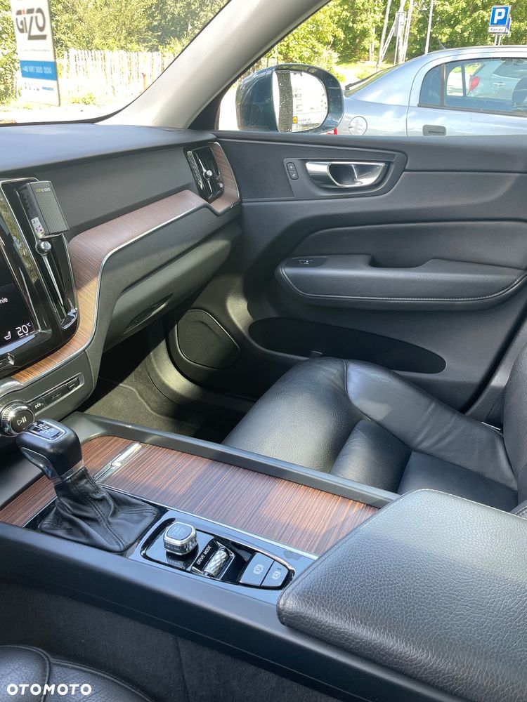 Volvo XC 60 T5 AWD Geartronic Momentum Pro - 7