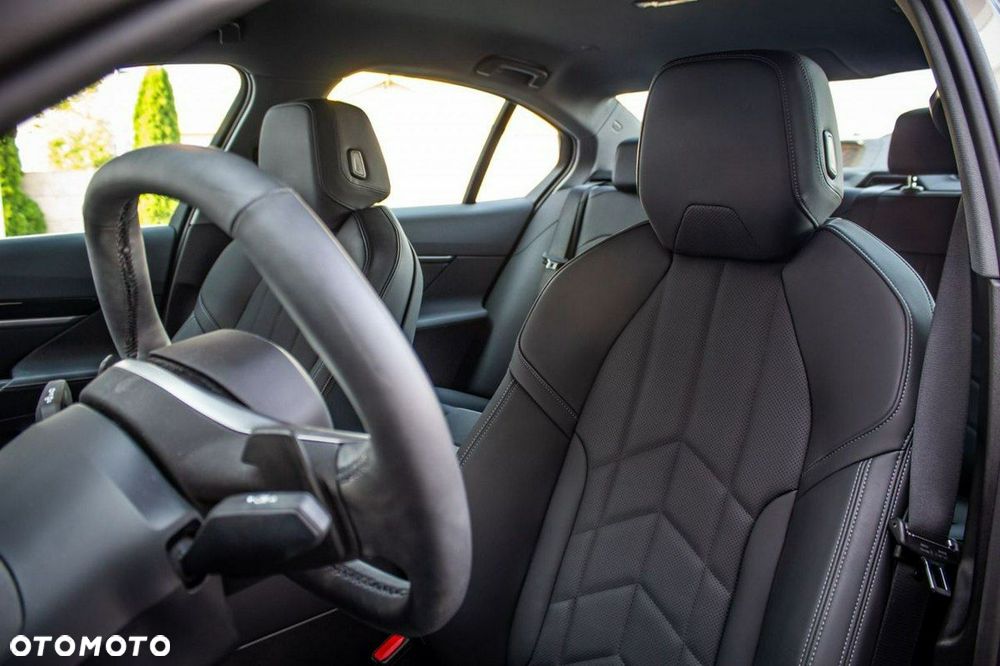 BMW Seria 5 - 16