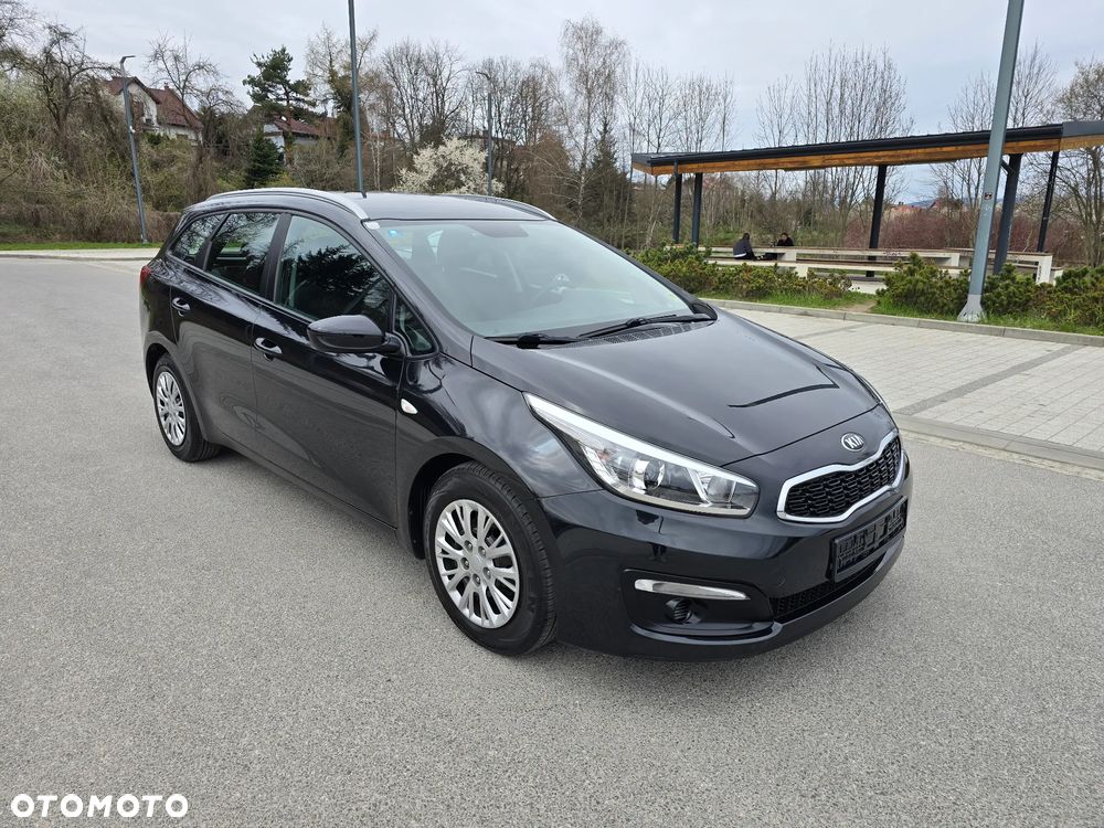 Kia Ceed 1.4 CRDi 90 Vision - 27