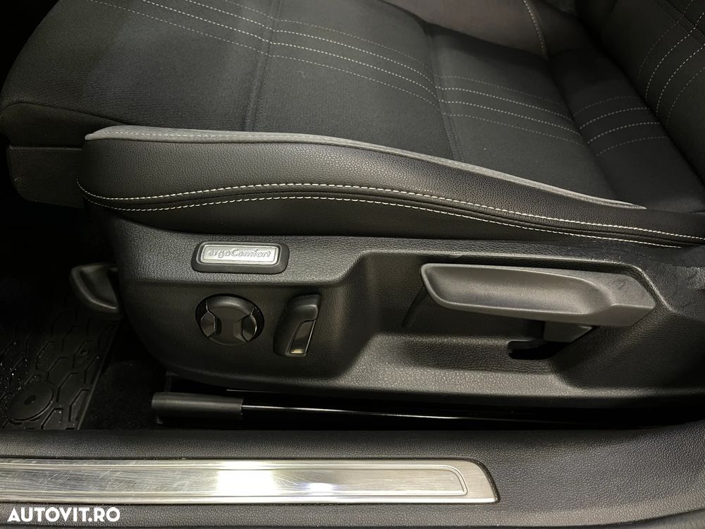 Volkswagen Passat Alltrack 2.0 TDI 4Mot DSG - 25