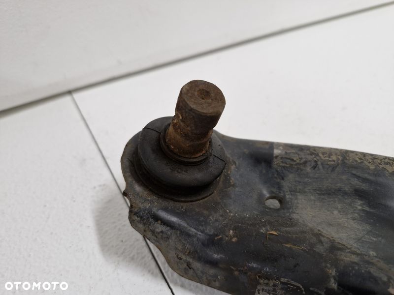 KIA SOUL I 1 1.6 CRDI WAHACZ PRAWY PRZÓD - 5