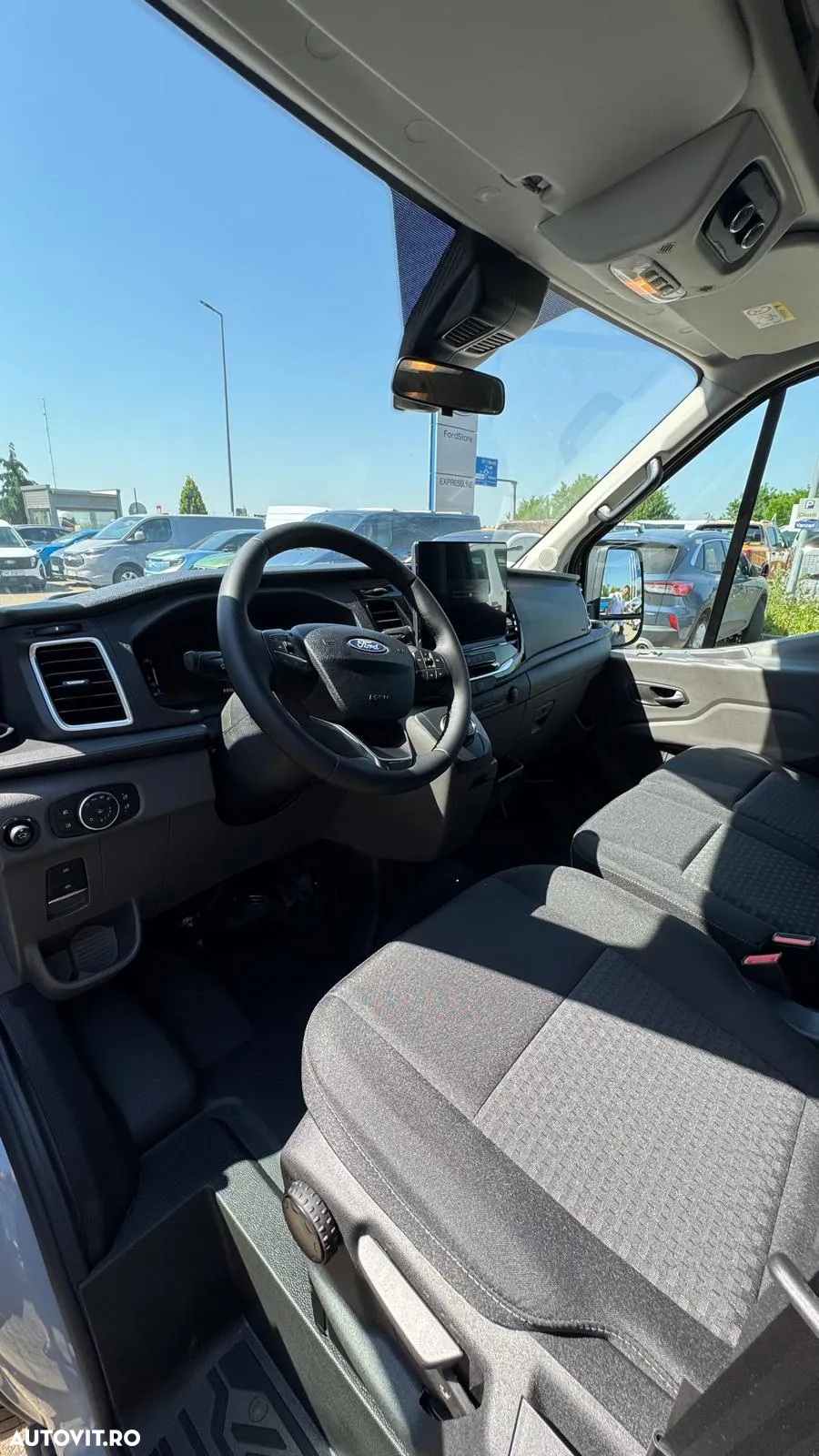 Ford Transit 310 2.0 EcoBlue 150 CP L3H2 Kombi FWD 8AT Trend - 21