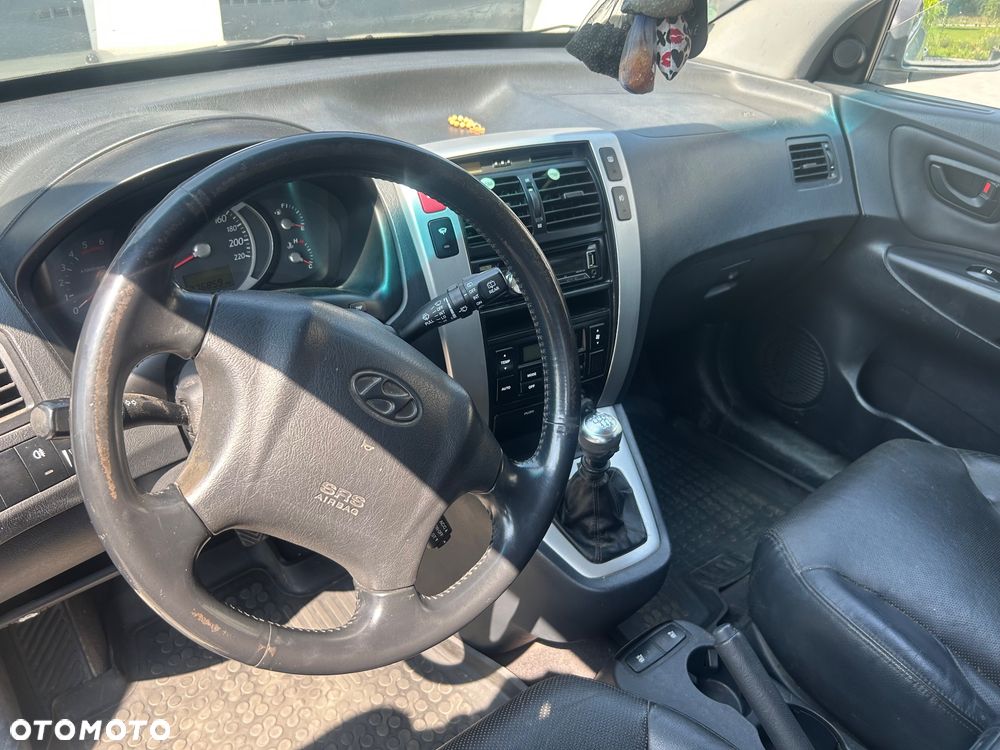 Hyundai Tucson ver-2-0-crdi-premium - 8