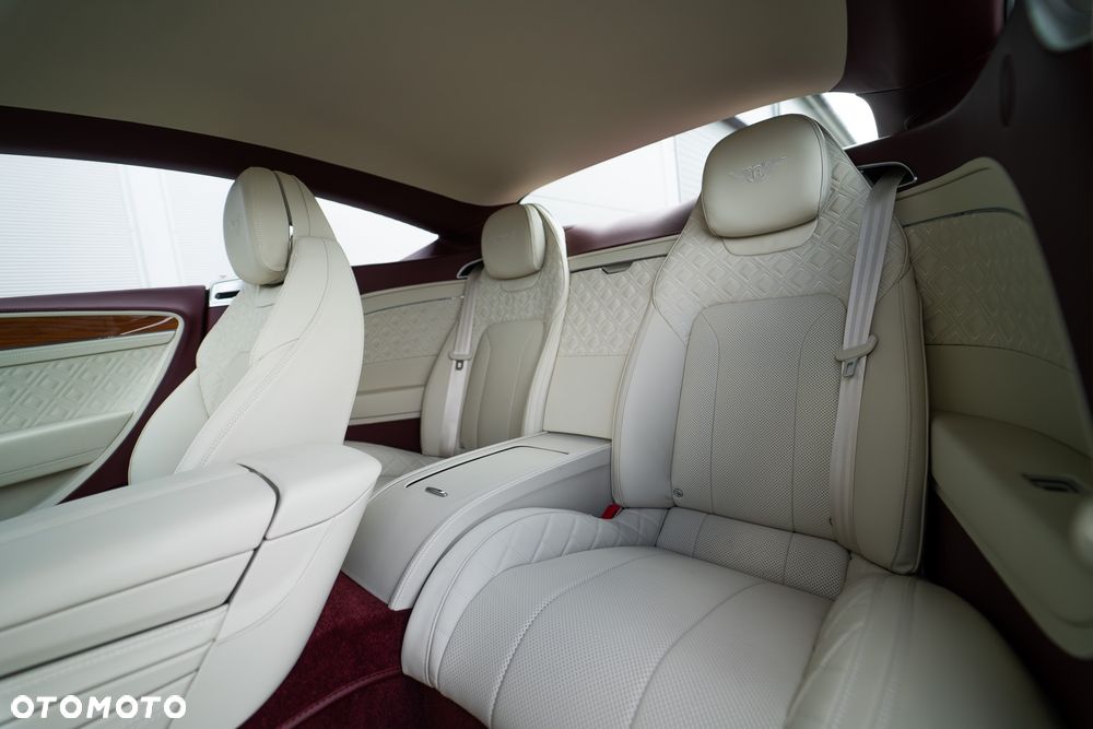 Bentley Inny - 26