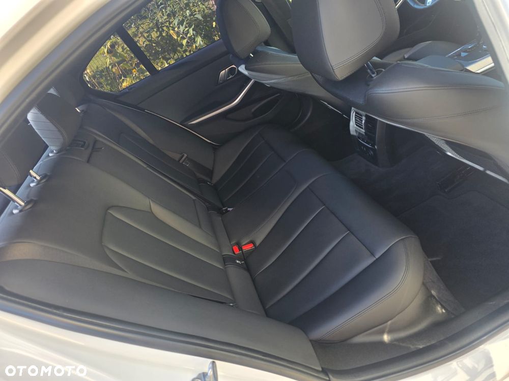 BMW Seria 3 - 7