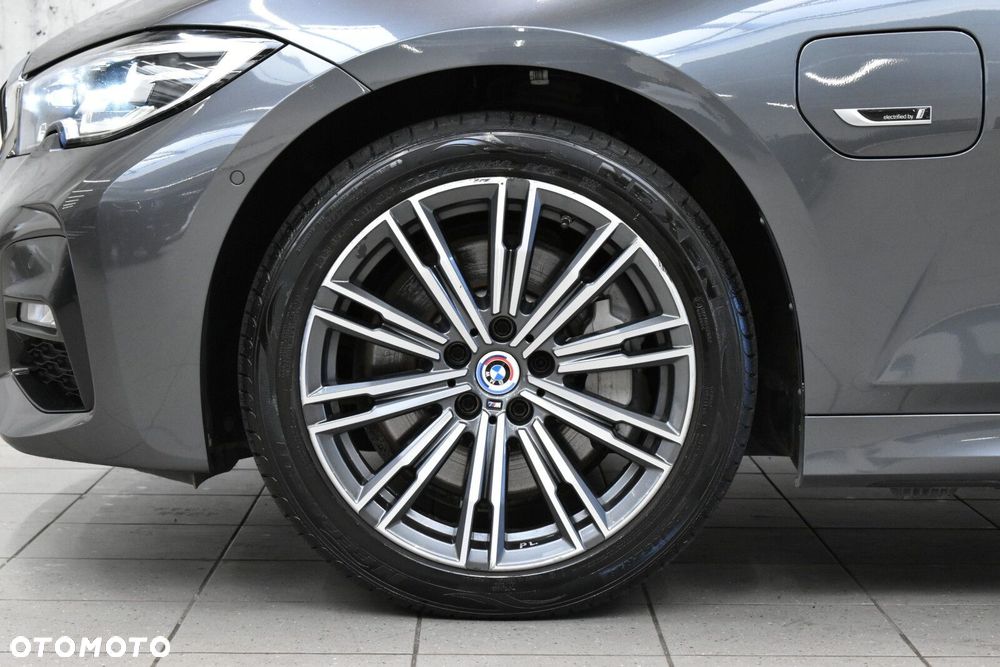 BMW Seria 3 - 7