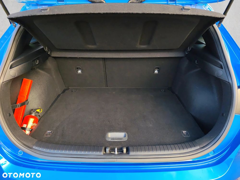 Kia Ceed 1.5 T-GDI Business Line DCT - 17