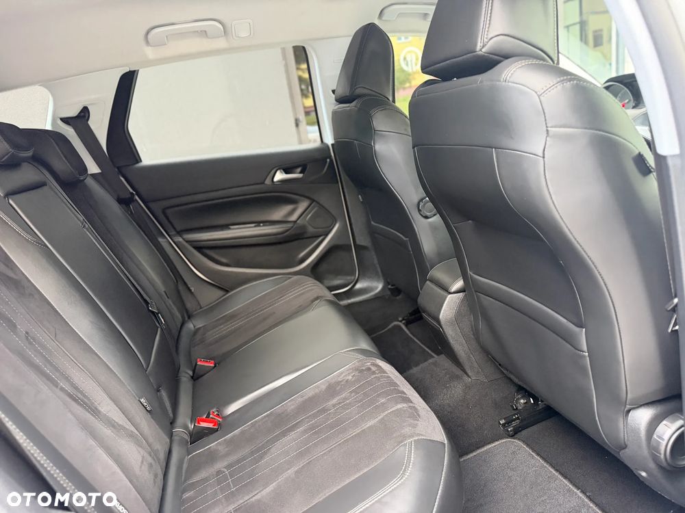 Peugeot 308 2.0 Blue HDi Allure S&S - 25