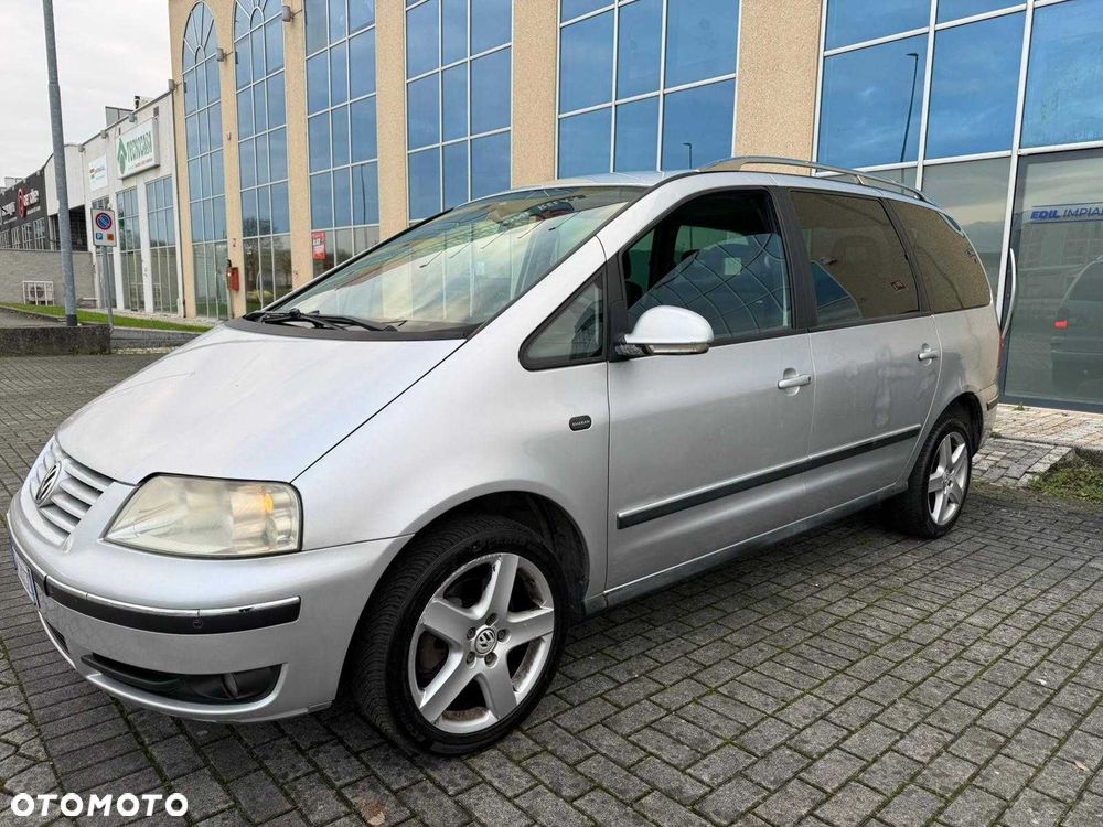 Volkswagen Sharan - 1