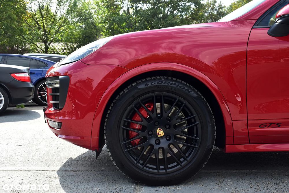 Porsche Cayenne GTS - 22