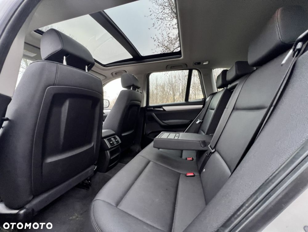 BMW X3 xDrive28i - 18