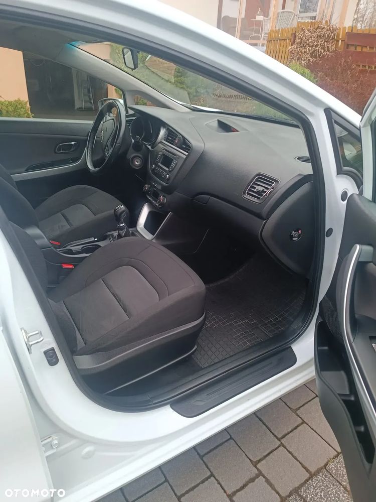 Kia Ceed - 7