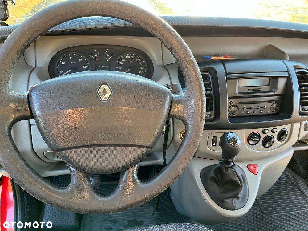 Renault Trafic ver-passenger - 4