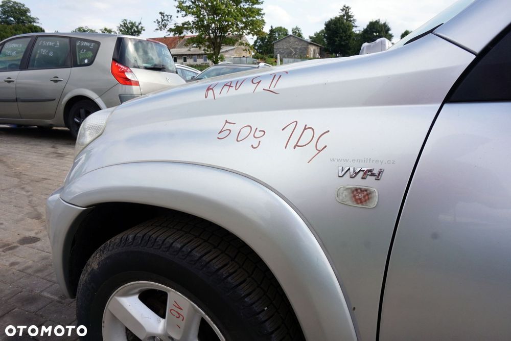 MASKA ZDERZAK BŁOTNIKI LAMPY RAV4 II LIFT 1D4  TOYOTA 2003-2005 SREBRNY PRZÓD KOMPLETNY - 33