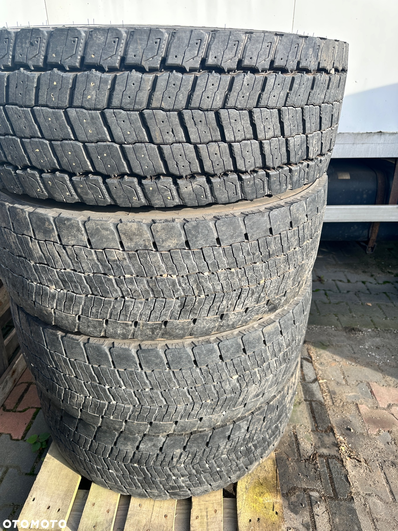 Opony / felgi 385/55r22.5 Michelin Goodyear - 2