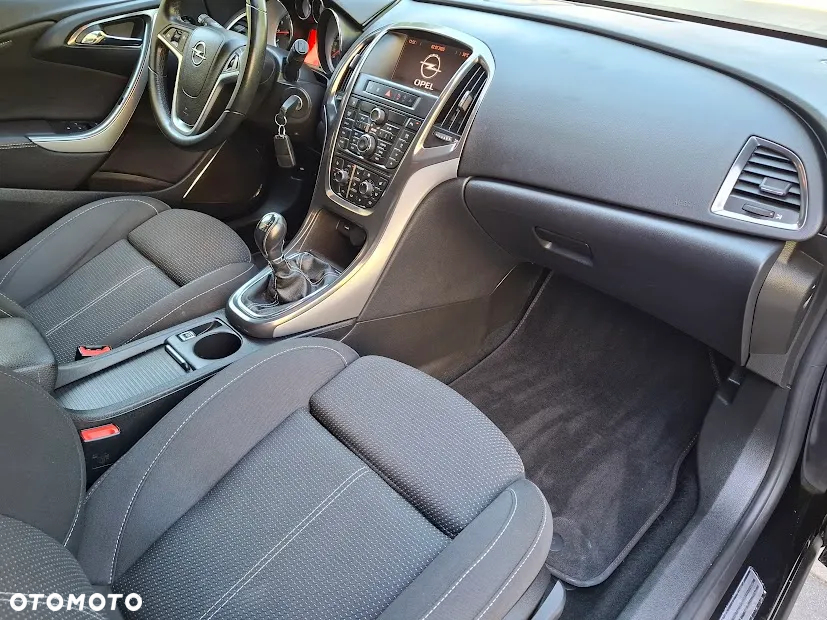 Opel Astra 1.4 Turbo Cosmo - 21