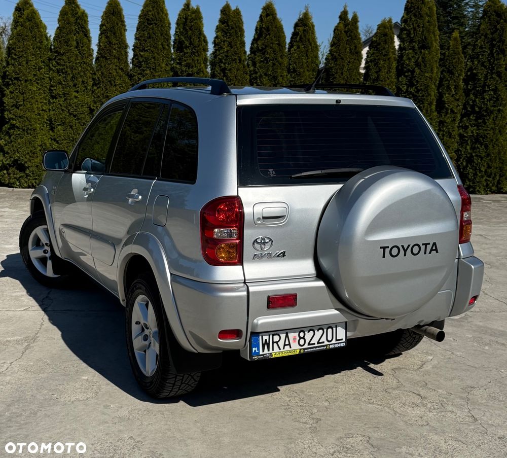 Toyota RAV4 4x4 Sol - 12