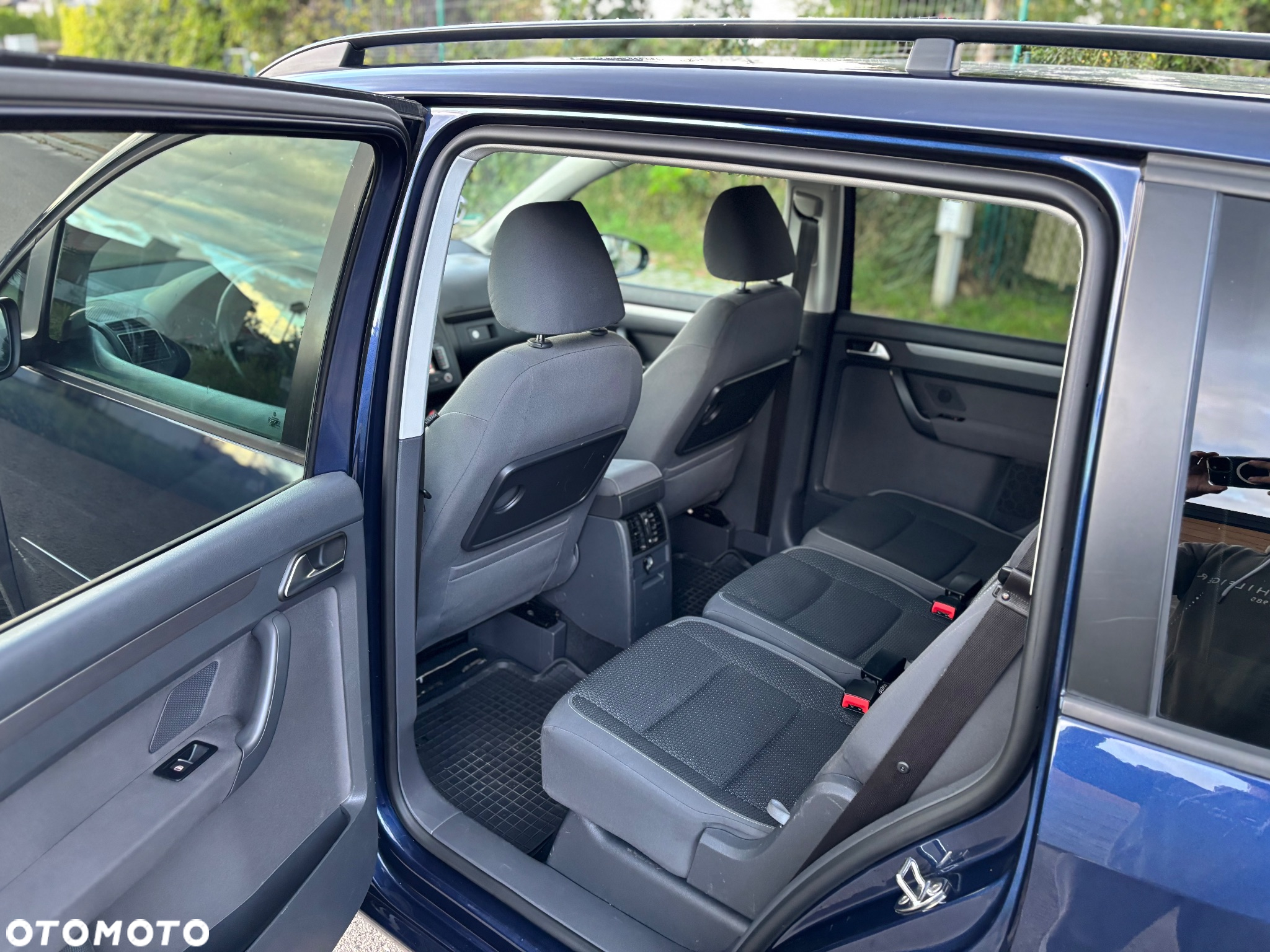 Volkswagen Touran - 8