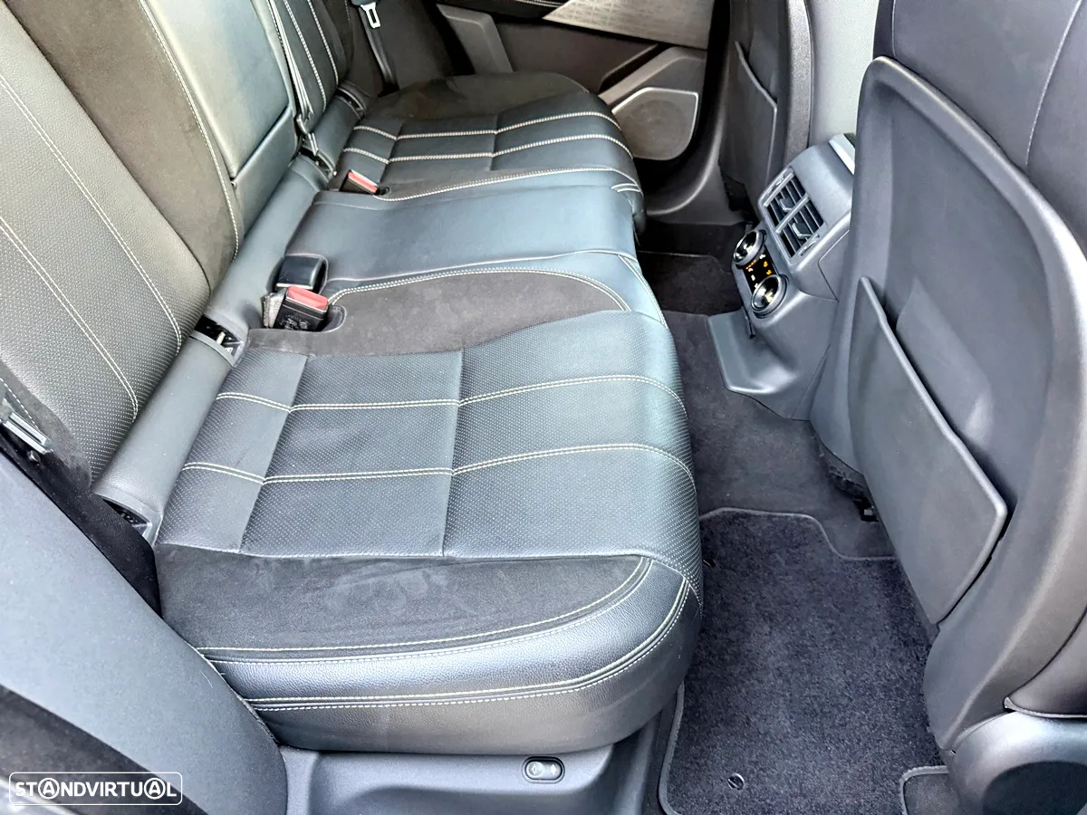 Land Rover Range Rover Velar 2.0 D R-Dynamic SE - 29